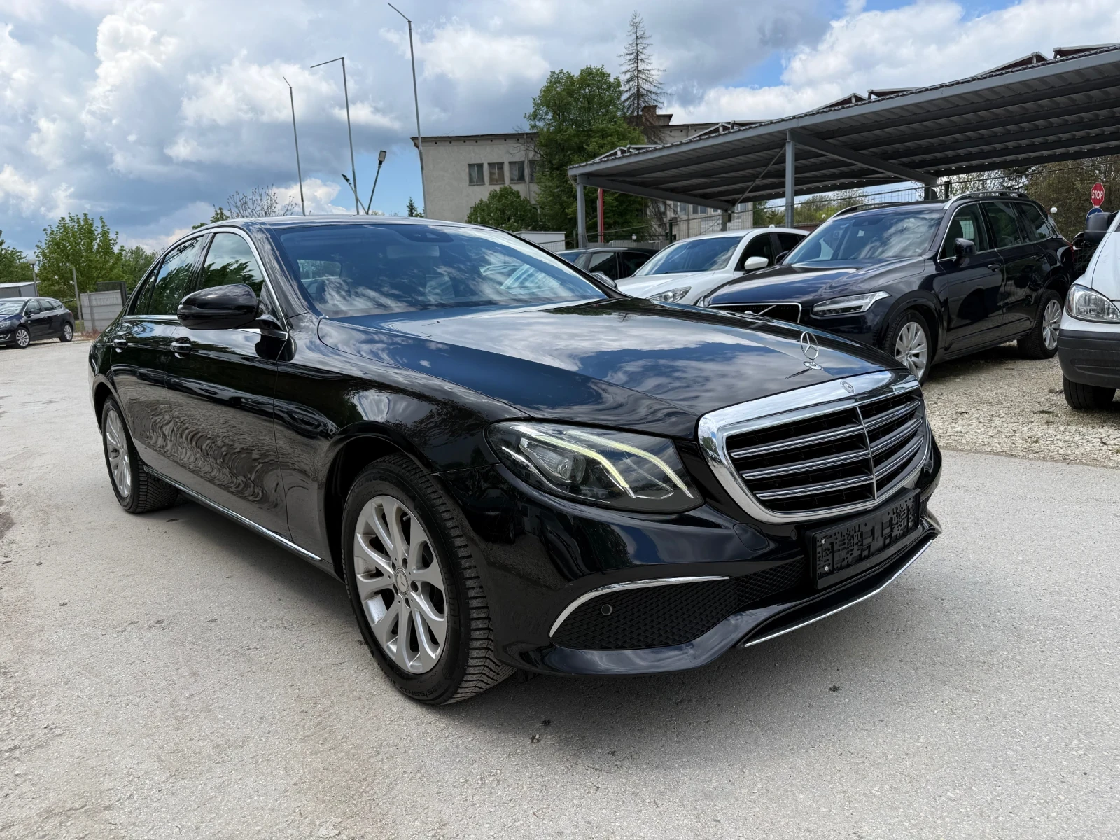 Mercedes-Benz E 220 2.2d - 194к.с. - Топ състояние, снимка 2 - Автомобили и джипове - 54378299