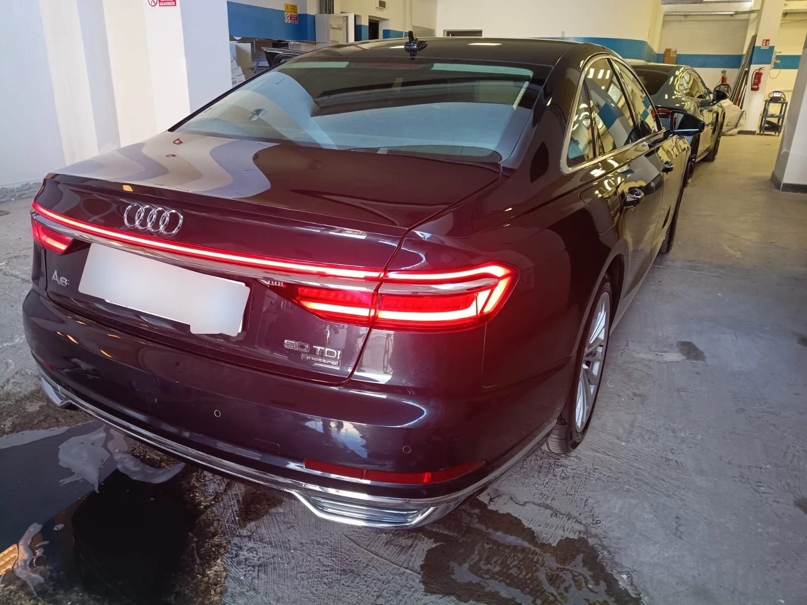 Audi A8 50 TDI Quattro, снимка 3 - Автомобили и джипове - 54754083