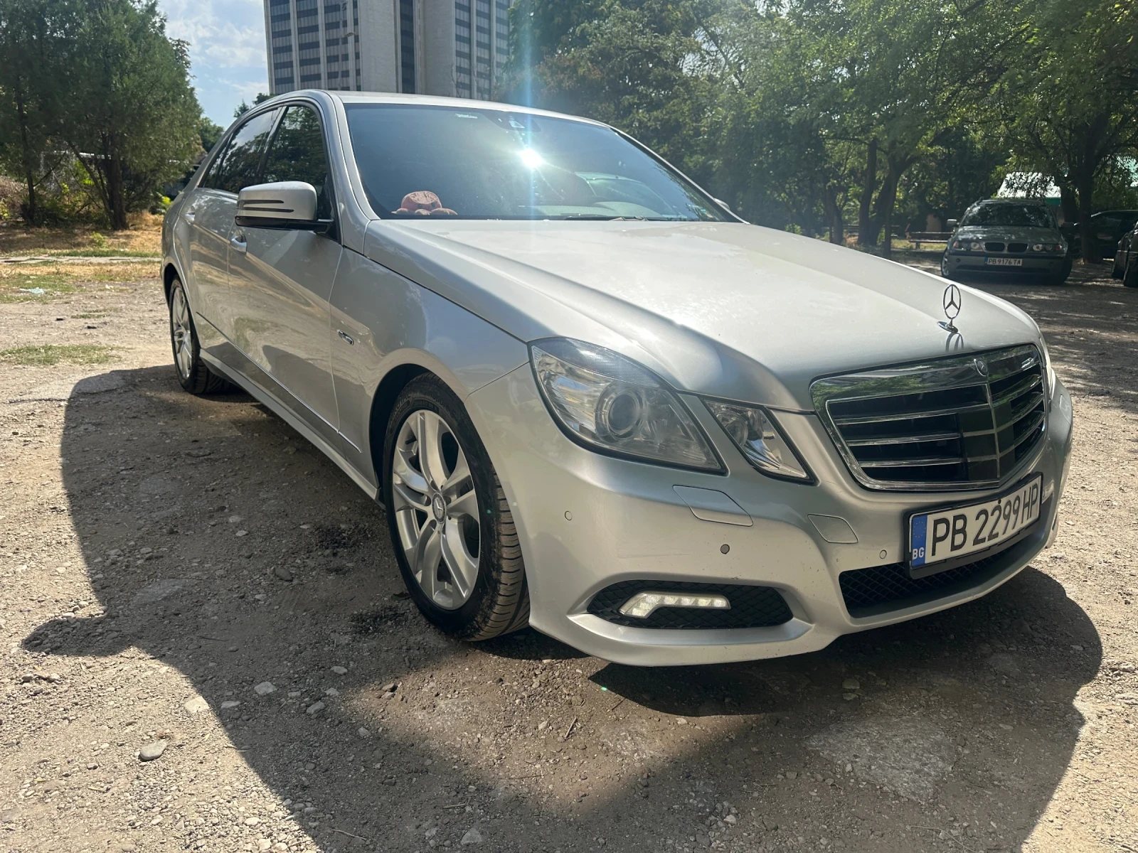Mercedes-Benz E 350, снимка 10 - Автомобили и джипове - 54891837