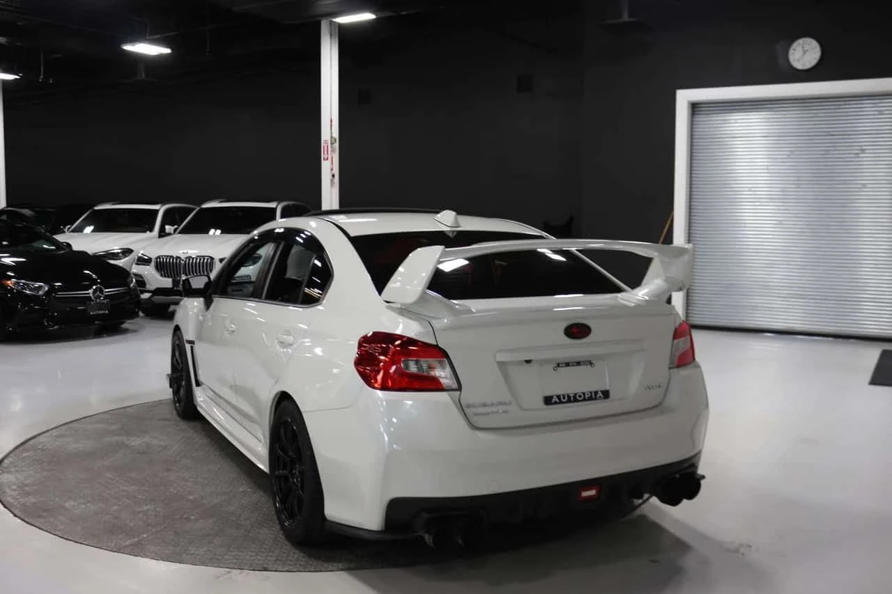 Subaru WRX * SPORT 6 SPEED MANUAL REAR VIEW CAMERA SUNROOF * , снимка 5 - Автомобили и джипове - 55030301