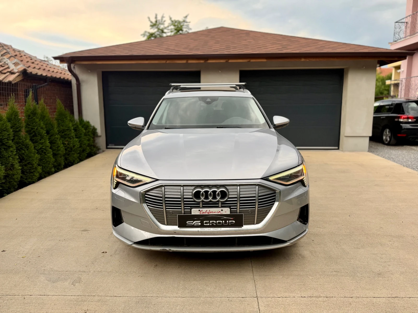 Audi E-Tron 55 quattro Prestige, снимка 2 - Автомобили и джипове - 55354219
