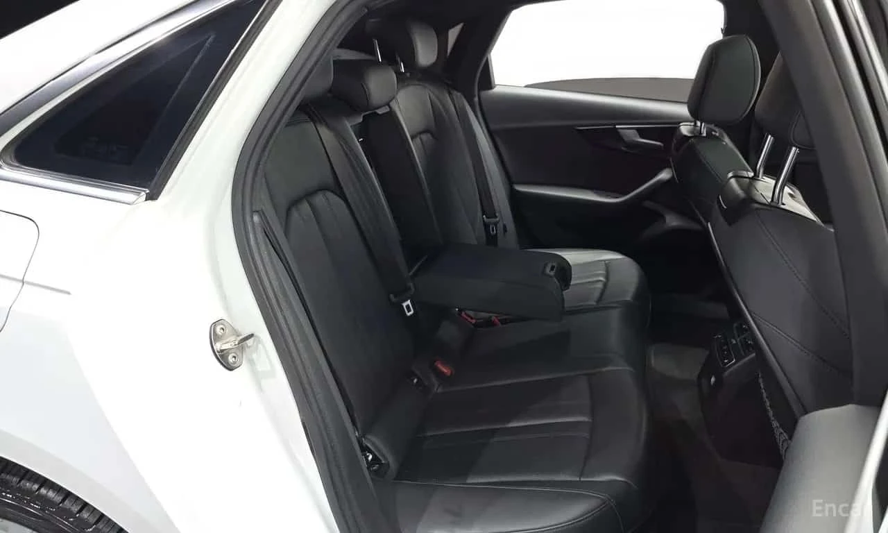 Audi A4 40 TFSI Premium/ФИНАНСИРАНЕ, снимка 11 - Автомобили и джипове - 56166111