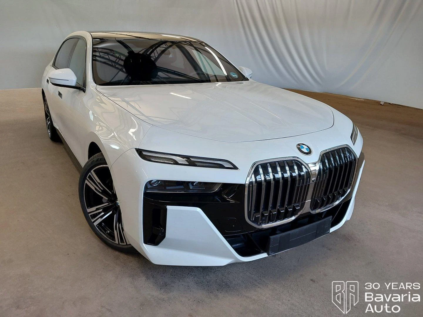 BMW 740 d xDrive Sportautomatic, снимка 4 - Автомобили и джипове - 56302752