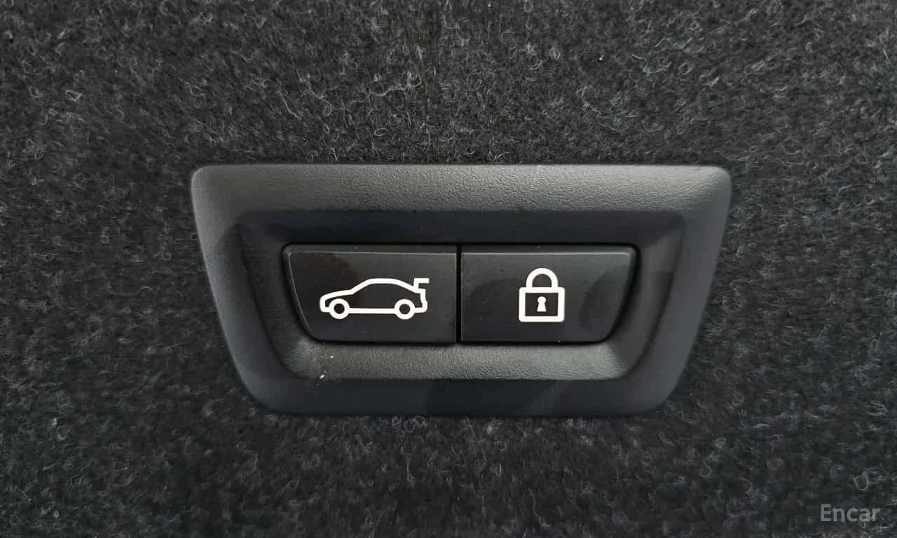 BMW 330, снимка 16 - Автомобили и джипове - 56686771