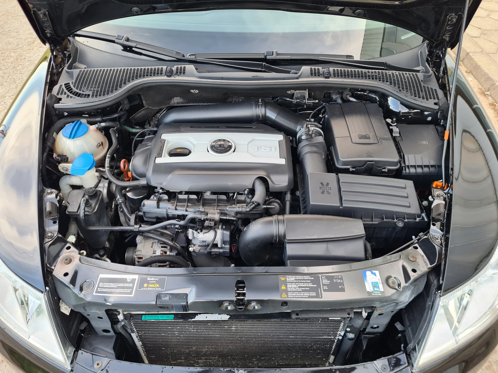 Skoda Octavia 1.8TSI 4x4, снимка 17 - Автомобили и джипове - 56727338
