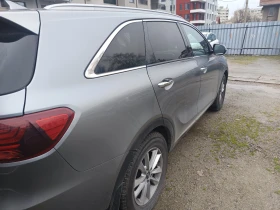 Kia Sorento 2.2CRDI 6+ 1 4X4 в гаранция, снимка 4