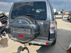 Mitsubishi Pajero 3.8 i - [3] 