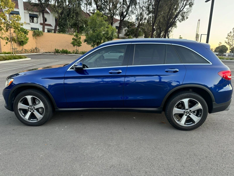 Mercedes-Benz GLC 300 ПОДГРЕВ/МЪРТВА ТОЧКА/КАМЕРА/NAVI/KEYLESS/, снимка 4 - Автомобили и джипове - 48131876