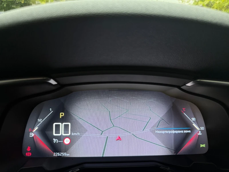 DS DS 7 Crossback BlueHDi 130, снимка 15 - Автомобили и джипове - 52597987