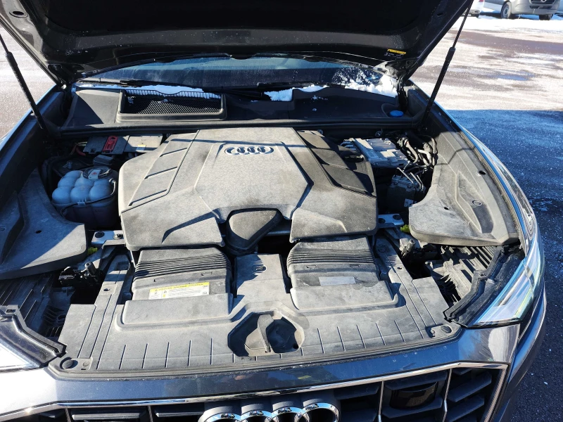 Audi Q8 PROGRESSIV * * CARFAX * * АВТО КРЕДИТ * * , снимка 11 - Автомобили и джипове - 53359891
