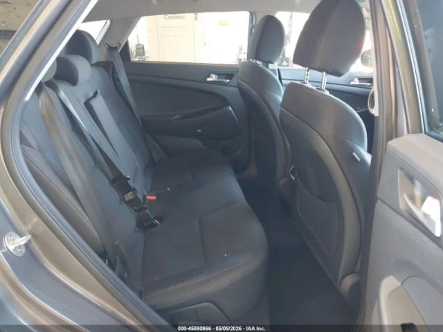 Hyundai Tucson SPORT, снимка 8 - Автомобили и джипове - 54911634