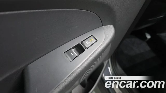 Hyundai Tucson 1.6 2WD| КАМЕРА| DIST| ОБДУХВАНЕ| ЕЛ.СЕДАЛКИ, снимка 16 - Автомобили и джипове - 55835454