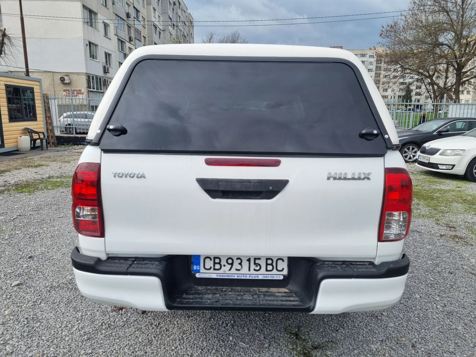 Toyota Hilux 2.4D4D 150kc. - изображение 6