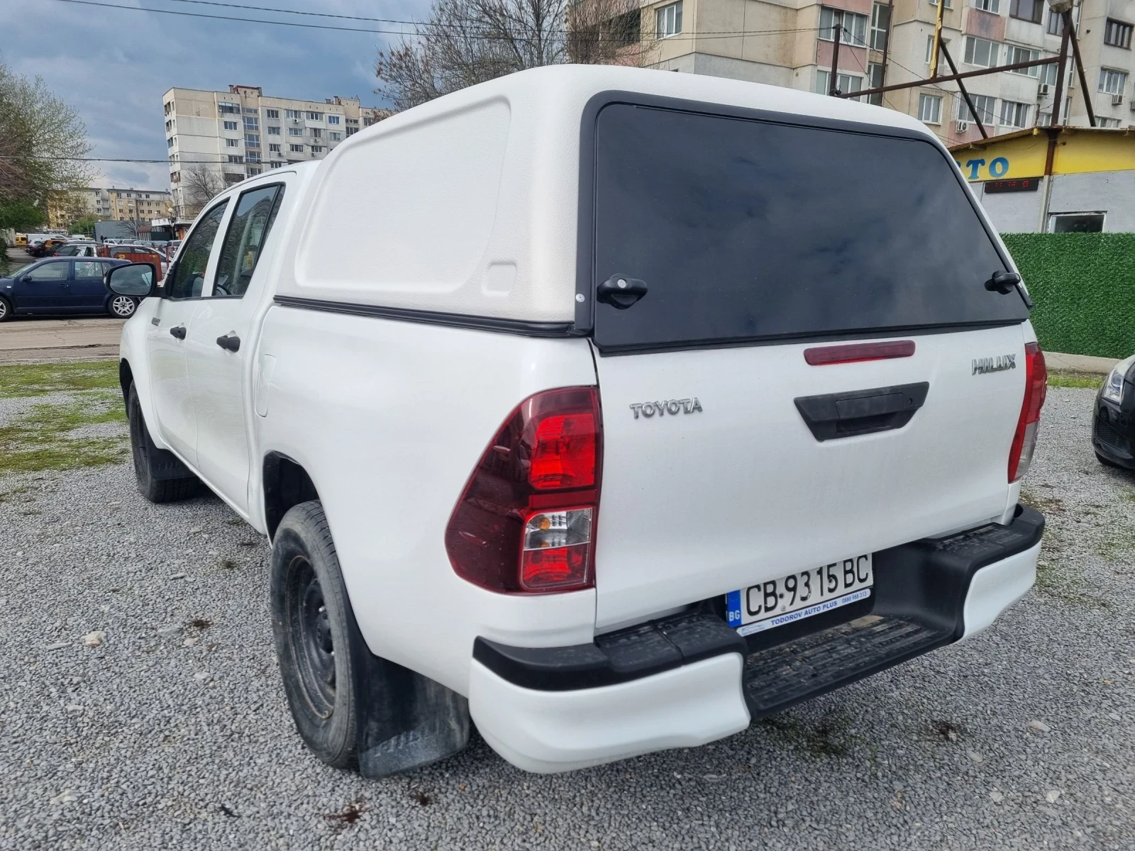 Toyota Hilux 2.4D4D 150kc. - изображение 7