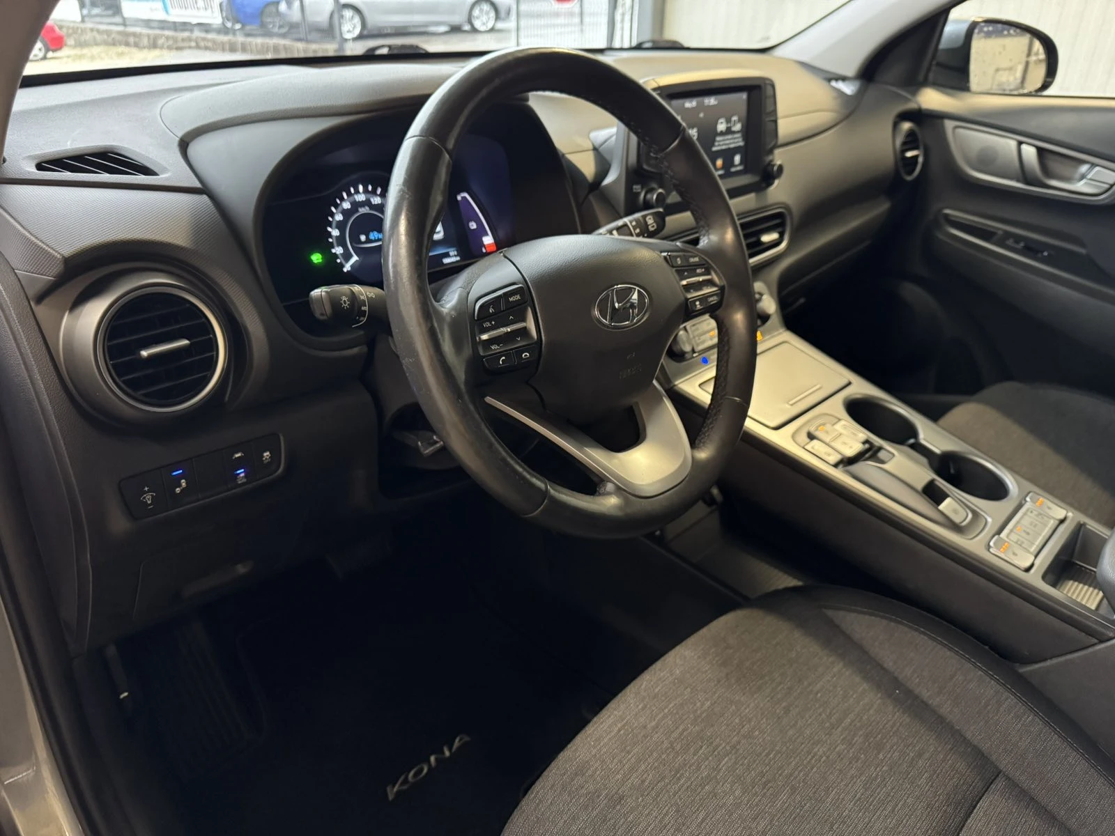 Hyundai Kona 64KW  - изображение 8