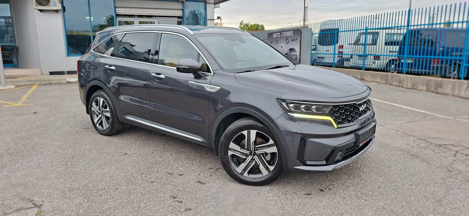 Kia Sorento �������� �� 3�., ����������, �������� ����� ������ | Mobile.bg � ����������� 2