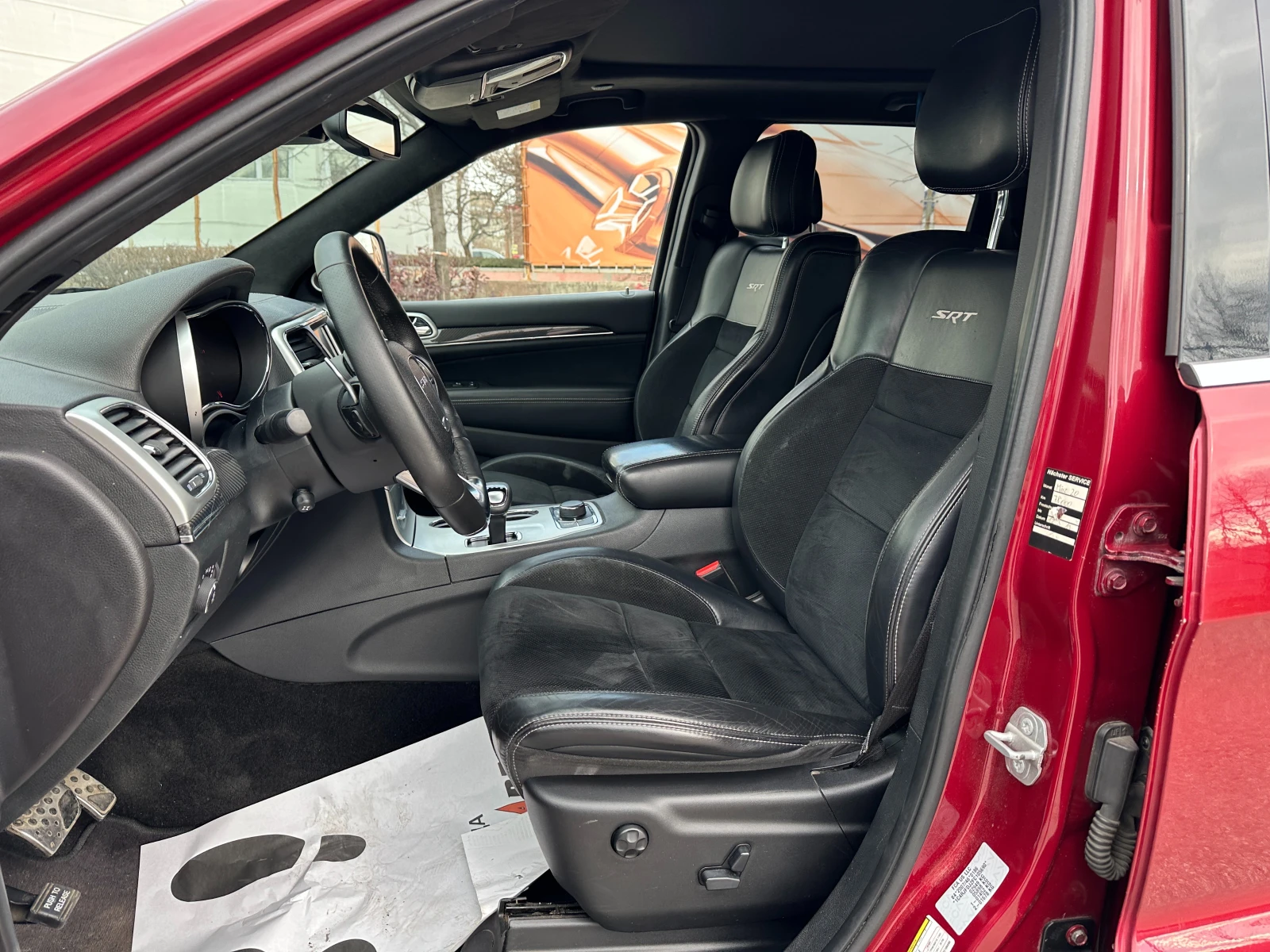 Jeep Grand cherokee 6.4 SRT - изображение 8