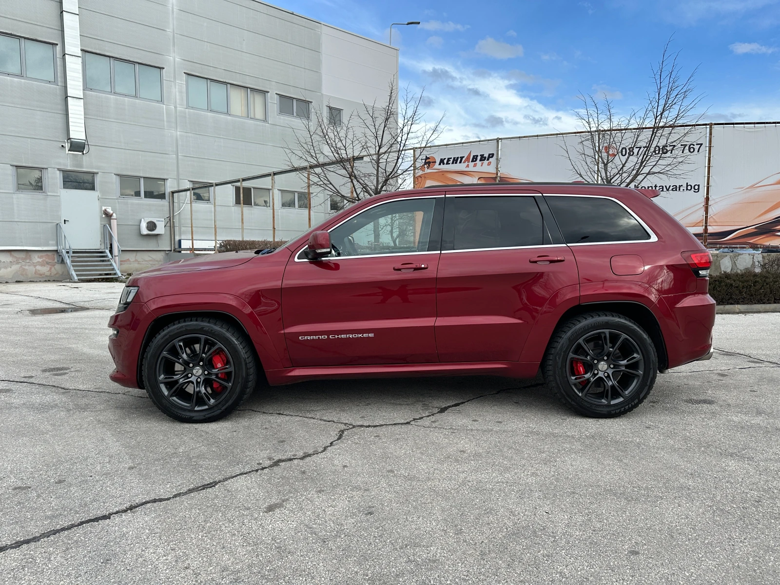 Jeep Grand cherokee 6.4 SRT - изображение 2