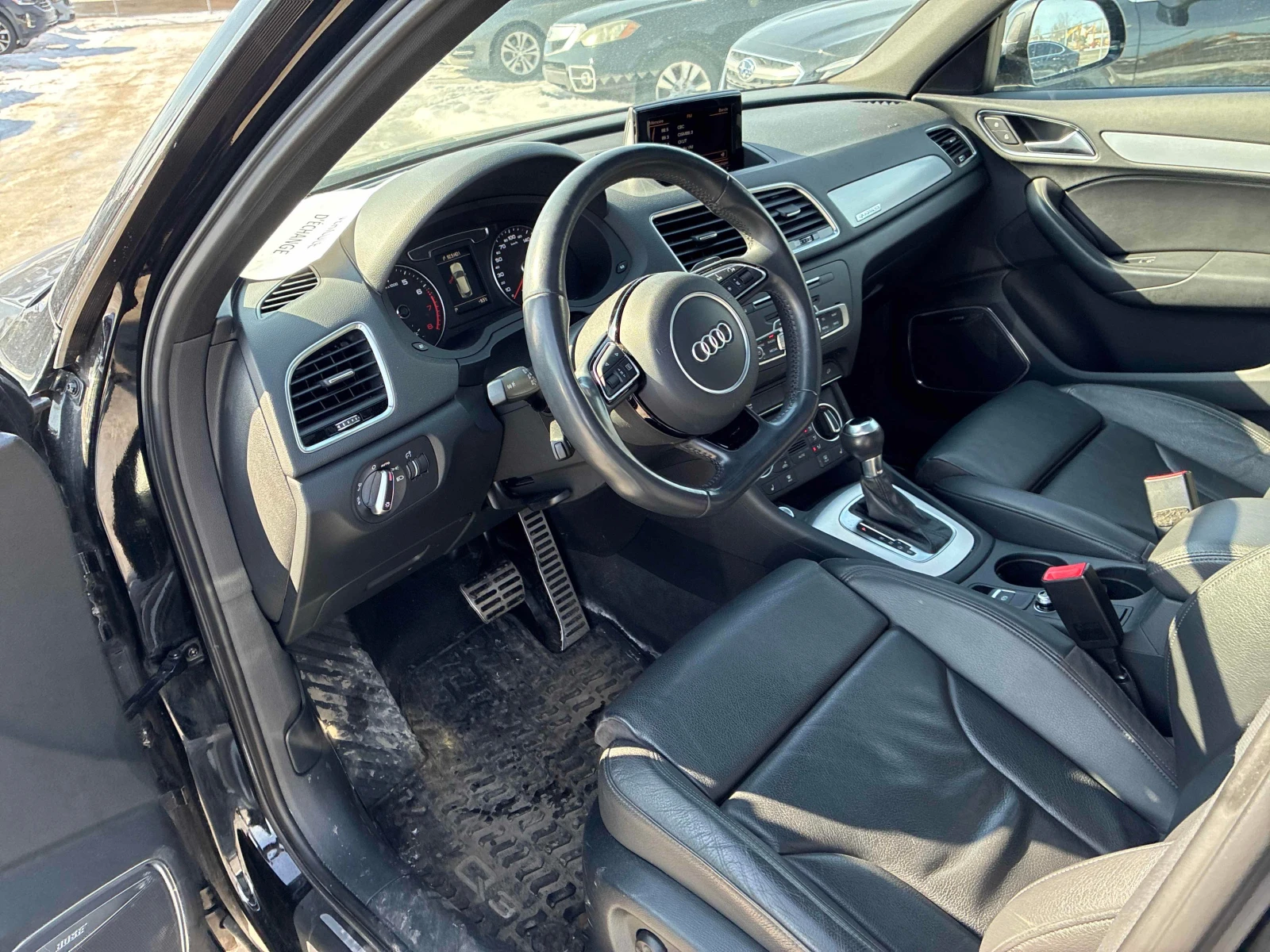 Audi Q3 * Technik * CARFAX * ПОДГРЕВИ * КАМЕРА * NAVI, снимка 5 - Автомобили и джипове - 53718799