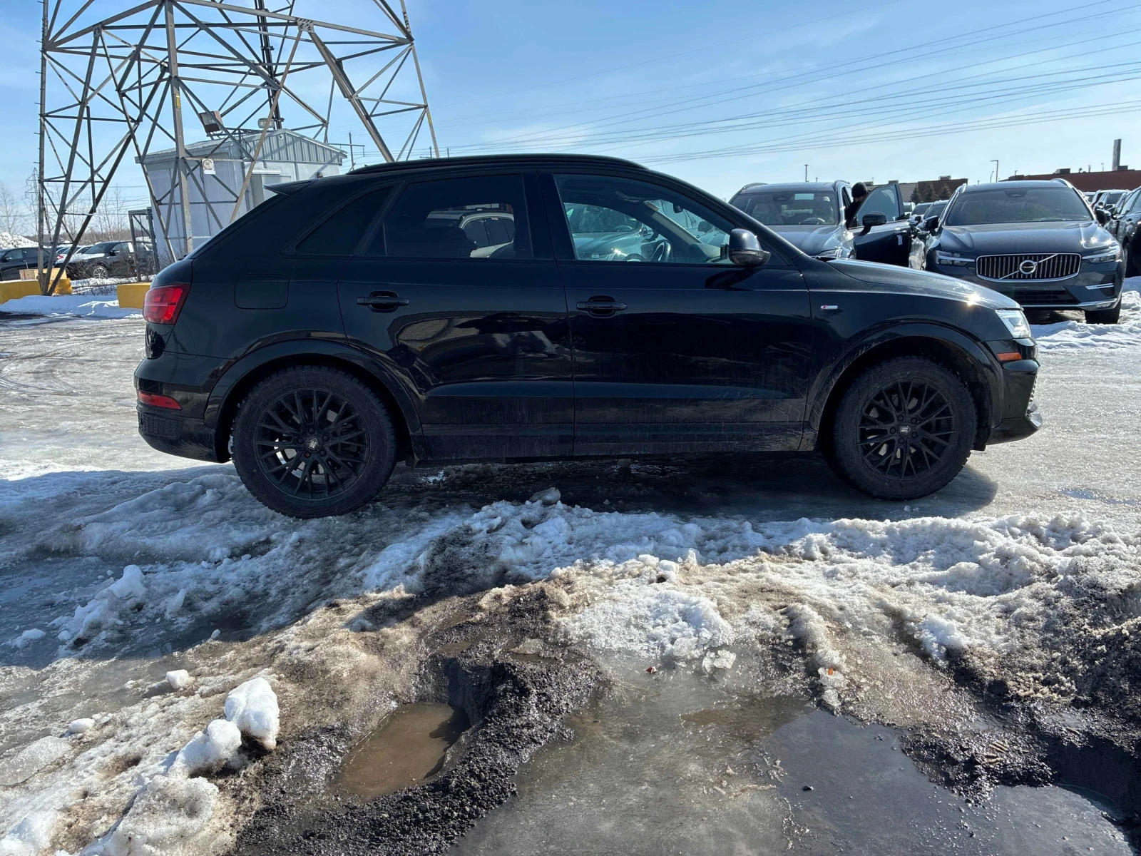 Audi Q3 * Technik * CARFAX * ПОДГРЕВИ * КАМЕРА * NAVI, снимка 3 - Автомобили и джипове - 53718799