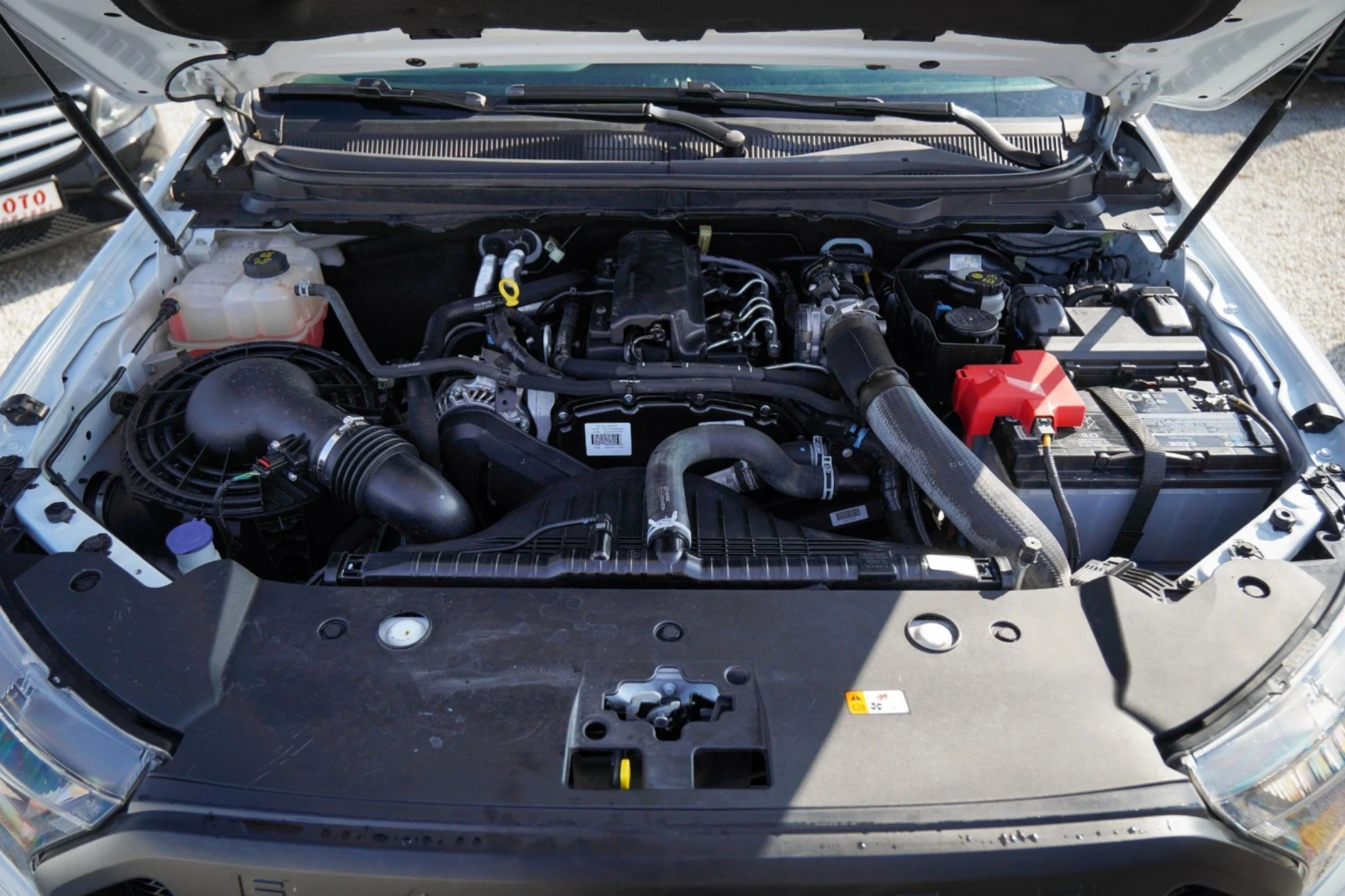 Ford Ranger 2.2D РЪЧКА ЛИЗИНГ, снимка 12 - Автомобили и джипове - 53781948