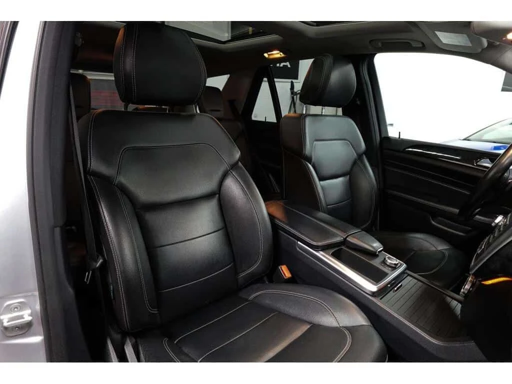 Mercedes-Benz ML ML350 BlueTEC No Accident, Regularly Serviced  CAR, снимка 16 - Автомобили и джипове - 53885855