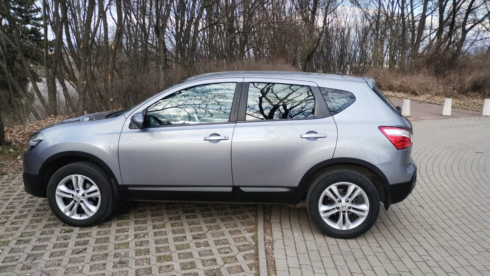 Nissan Qashqai 1.5 dci, снимка 3 - Автомобили и джипове - 53988529