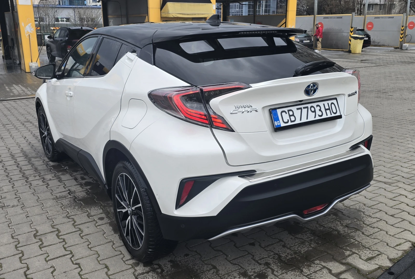 Toyota C-HR 89800KM, снимка 4 - Автомобили и джипове - 54017862