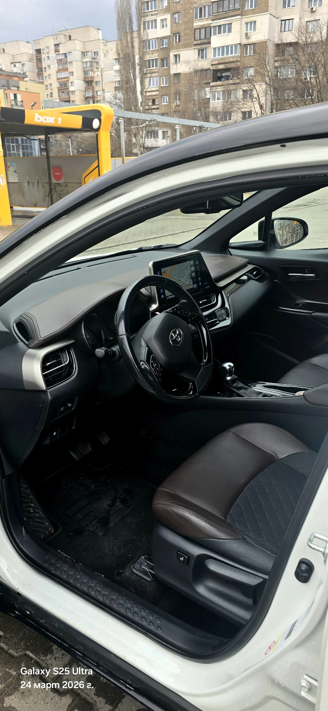 Toyota C-HR 89800KM, снимка 10 - Автомобили и джипове - 54017862