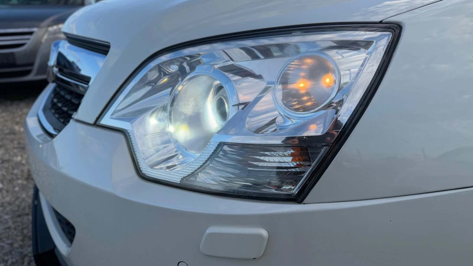 Opel Antara 2.2 184kc 4x4 АВТОМАТ, снимка 16 - Автомобили и джипове - 54130272