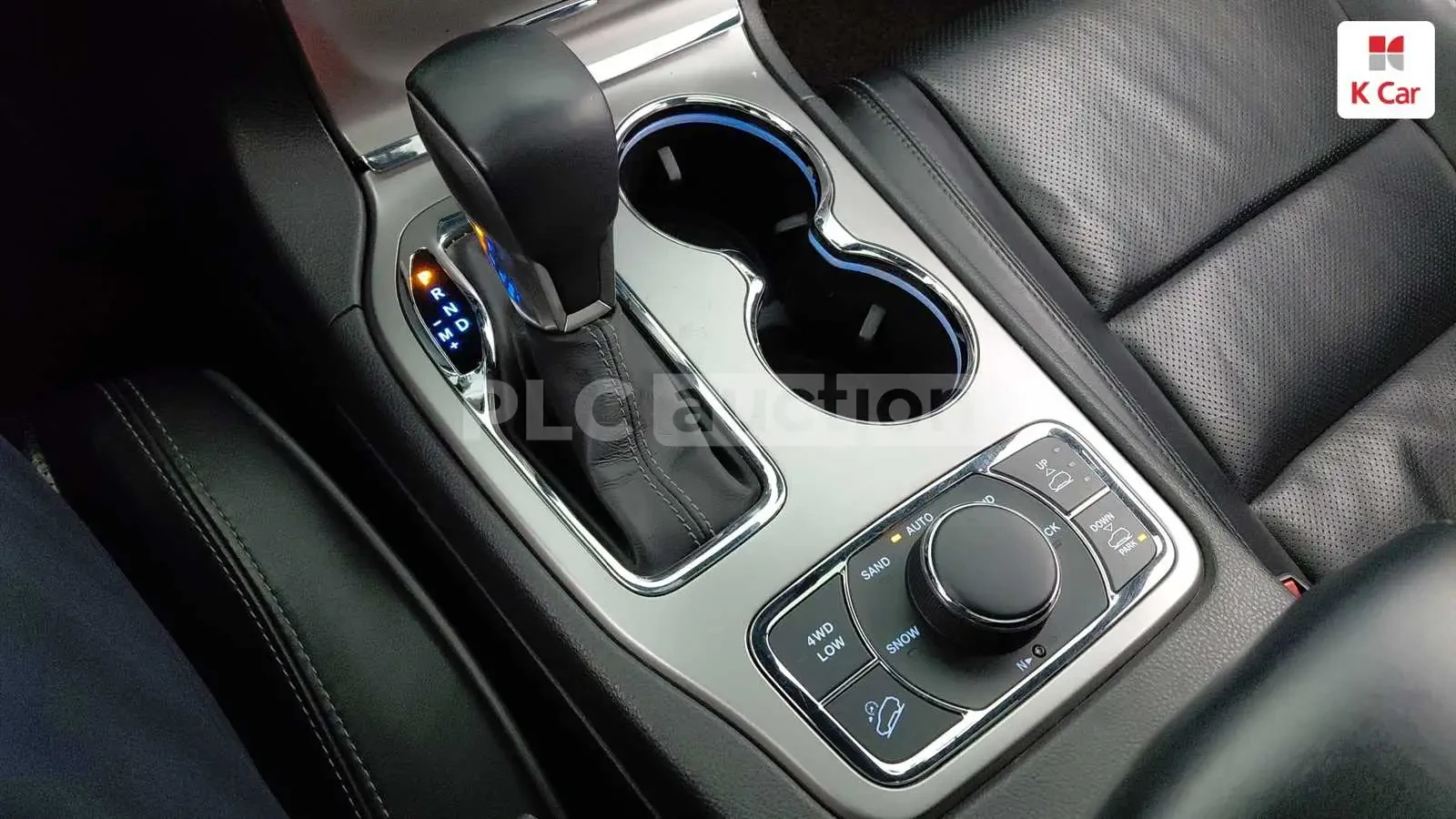 Jeep Grand cherokee 3.6 Overland, снимка 10 - Автомобили и джипове - 54255162