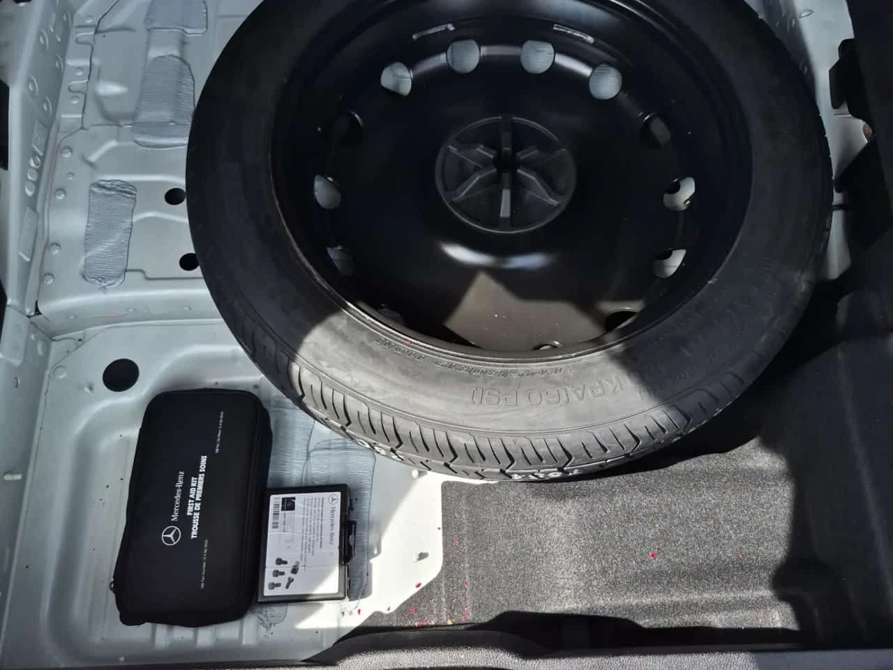 Mercedes-Benz GLC 43 AMG BURMESTER * PANO * KEYLESS *  ПОДГРЕВИ * CARFAX, снимка 15 - Автомобили и джипове - 54569272