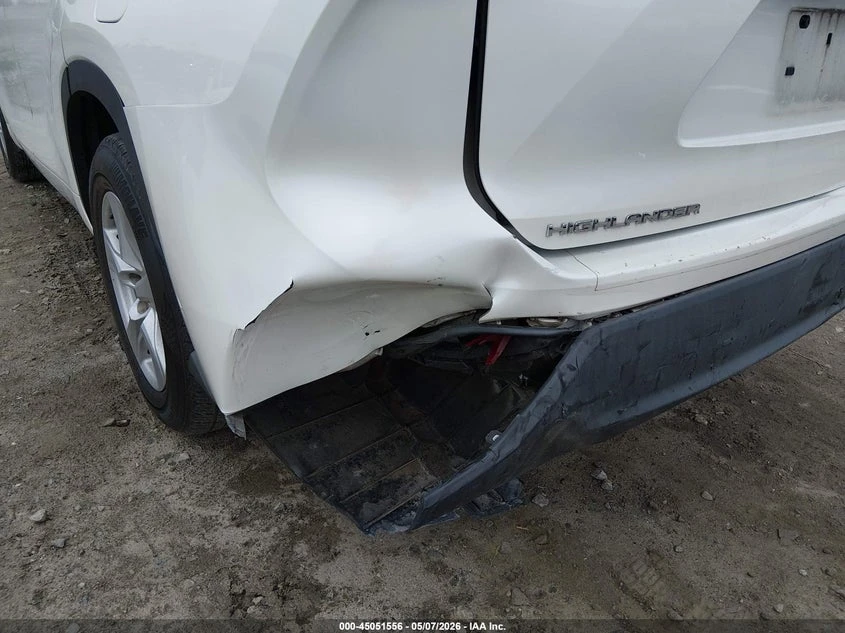 Toyota Highlander 3.5l Le, снимка 6 - Автомобили и джипове - 54860721