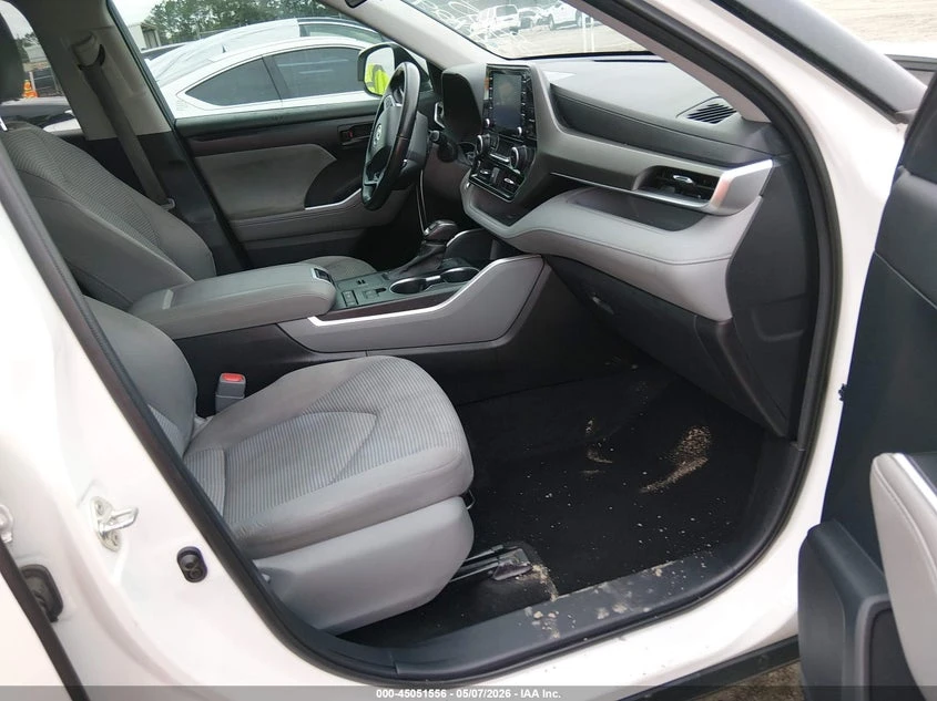 Toyota Highlander 3.5l Le, снимка 5 - Автомобили и джипове - 54860721