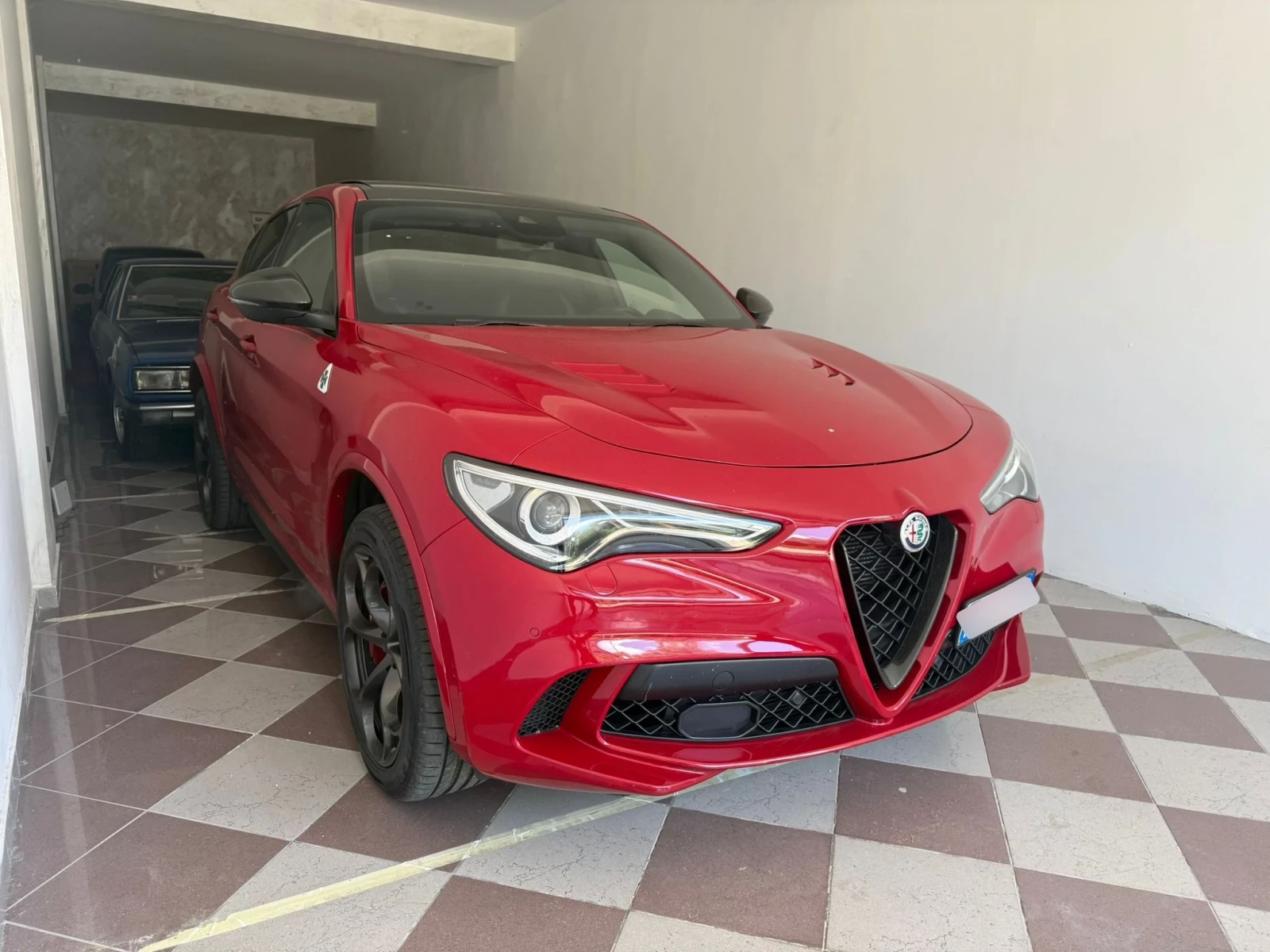 Alfa Romeo Stelvio 2.9 Bi-Turbo V6 AT8 Quadrifoglio, снимка 3 - Автомобили и джипове - 54878592