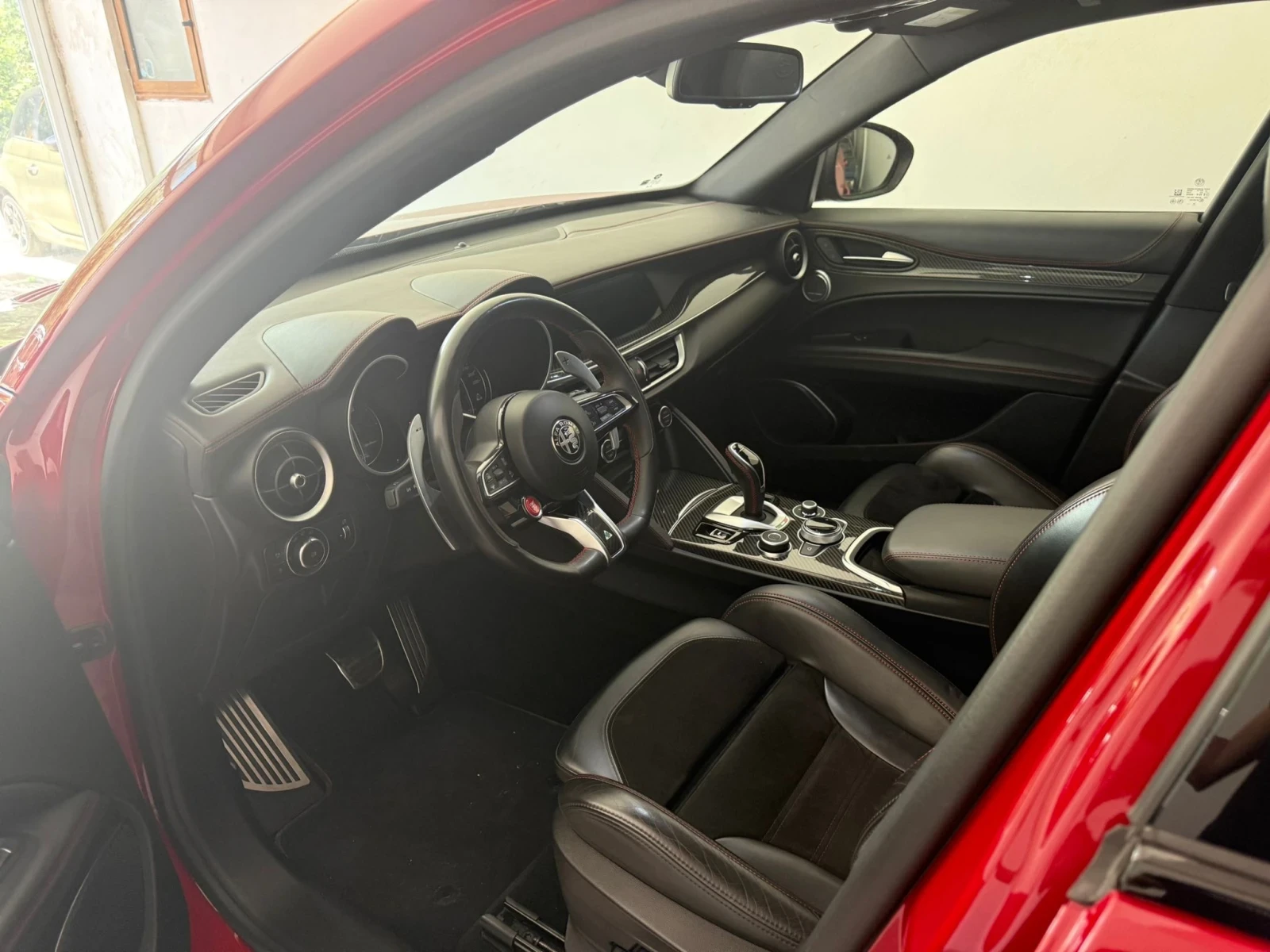 Alfa Romeo Stelvio 2.9 Bi-Turbo V6 AT8 Quadrifoglio, снимка 13 - Автомобили и джипове - 54878592