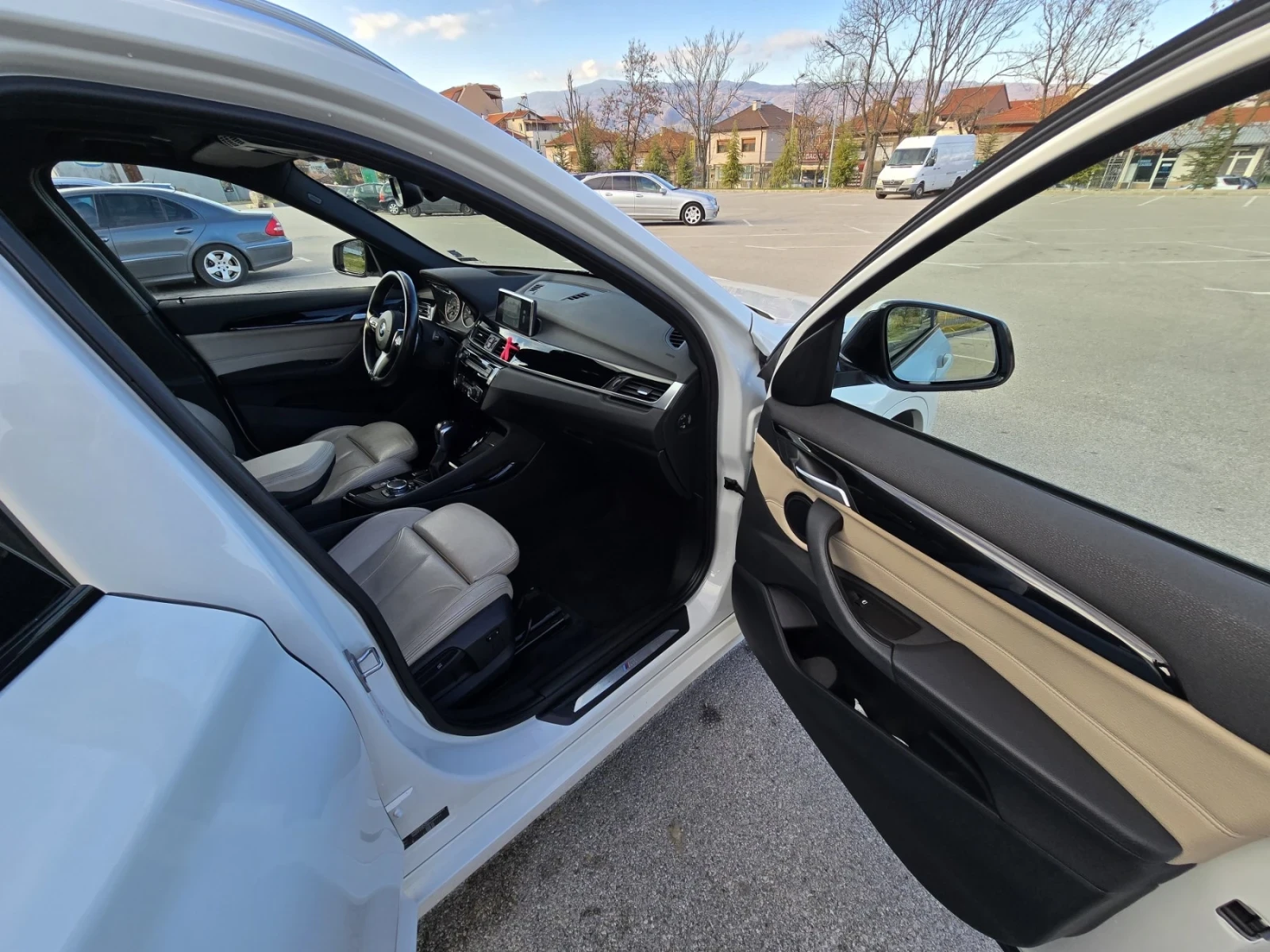 BMW X1, снимка 11 - Автомобили и джипове - 55005484