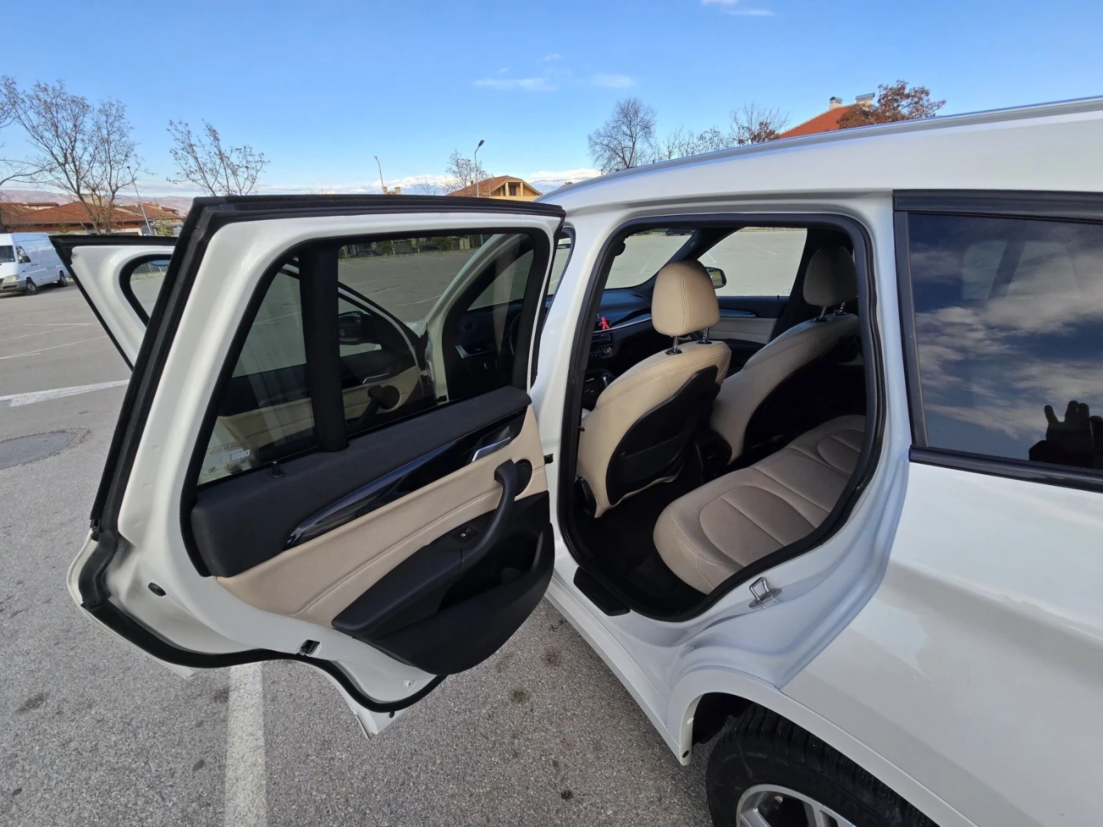 BMW X1, снимка 7 - Автомобили и джипове - 55005484