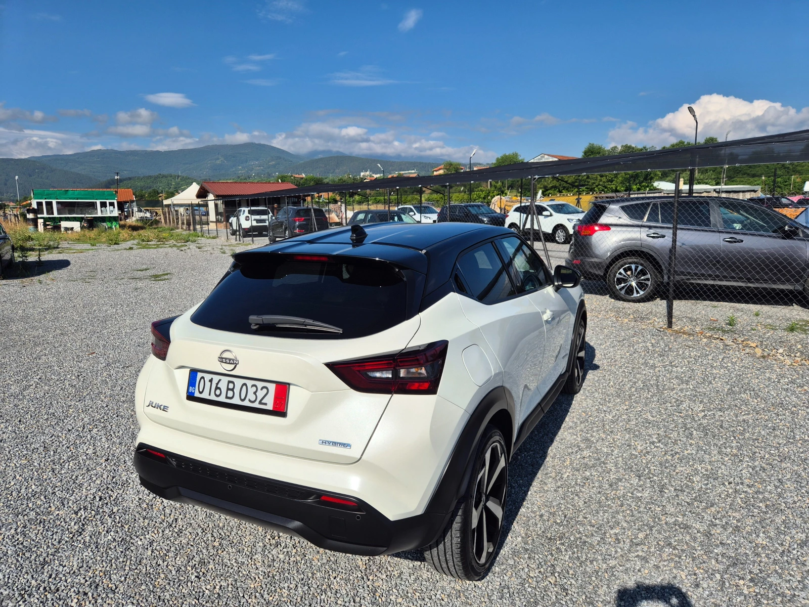 Nissan Juke 1.6i* HYBRID* , снимка 6 - Автомобили и джипове - 55032593