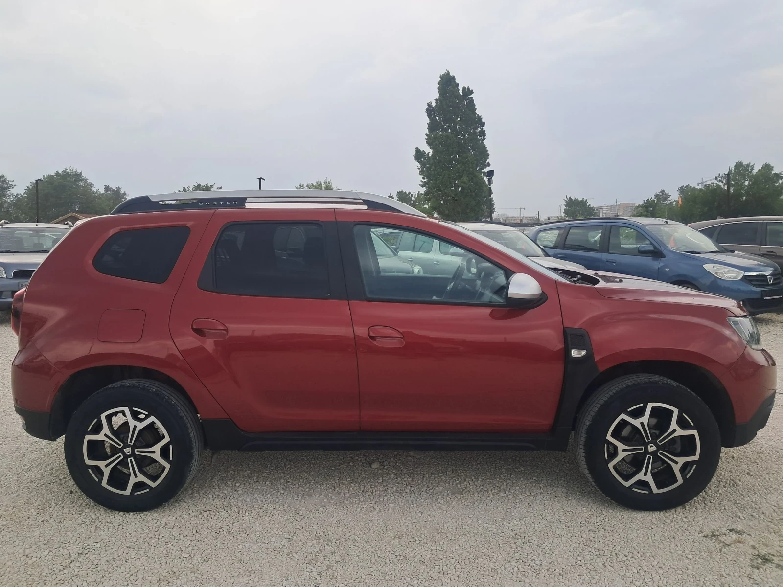 Dacia Duster 1.0i ГАЗ 150000кв Всички Екстри, снимка 8 - Автомобили и джипове - 55174406