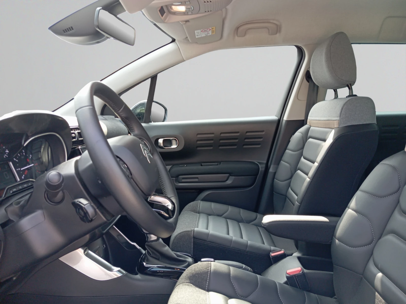 Citroen C3 Aircross FEEL PACK PureTech 130 S&S EAT6 E6.4, снимка 11 - Автомобили и джипове - 55352009