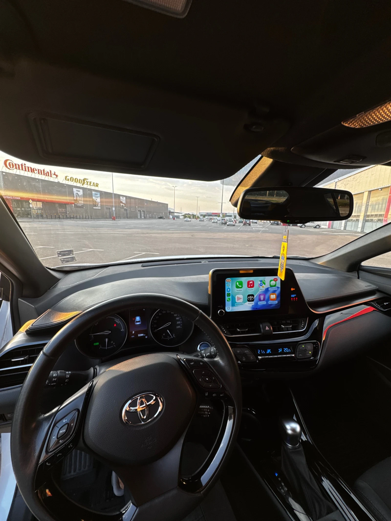 Toyota C-HR, снимка 4 - Автомобили и джипове - 55565450