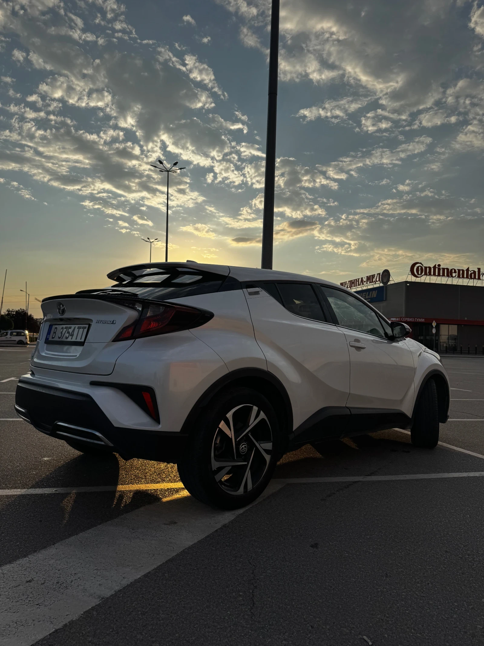 Toyota C-HR, снимка 11 - Автомобили и джипове - 55565450