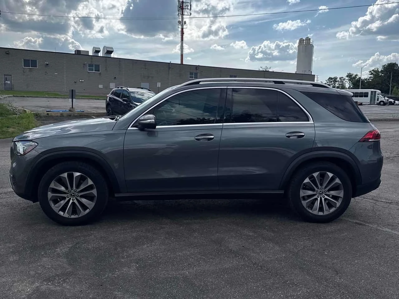 Mercedes-Benz GLE 350  * CARFAX * ОПЦИЯ ЗА ФИНАНСИРАНЕ, снимка 2 - Автомобили и джипове - 55777803