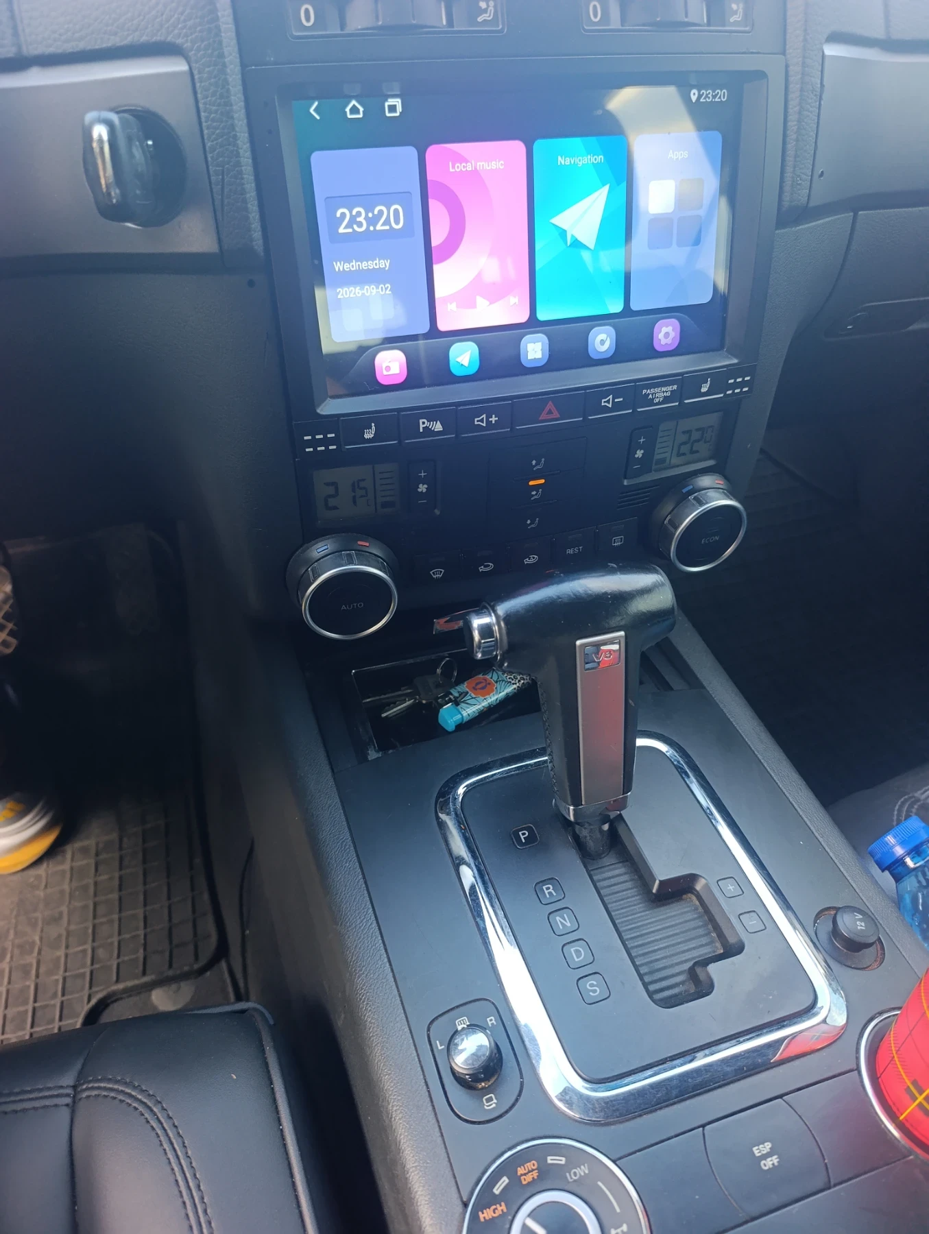VW Touareg 3.00tdi off road pacet, снимка 8 - Автомобили и джипове - 55930059