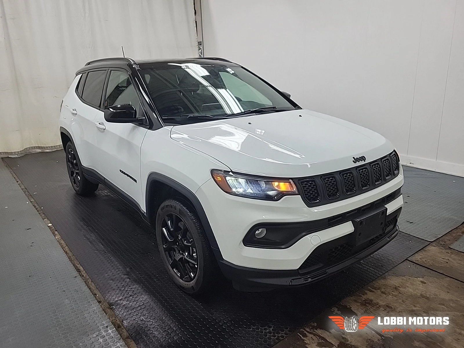 Jeep Compass, снимка 2 - Автомобили и джипове - 56069350