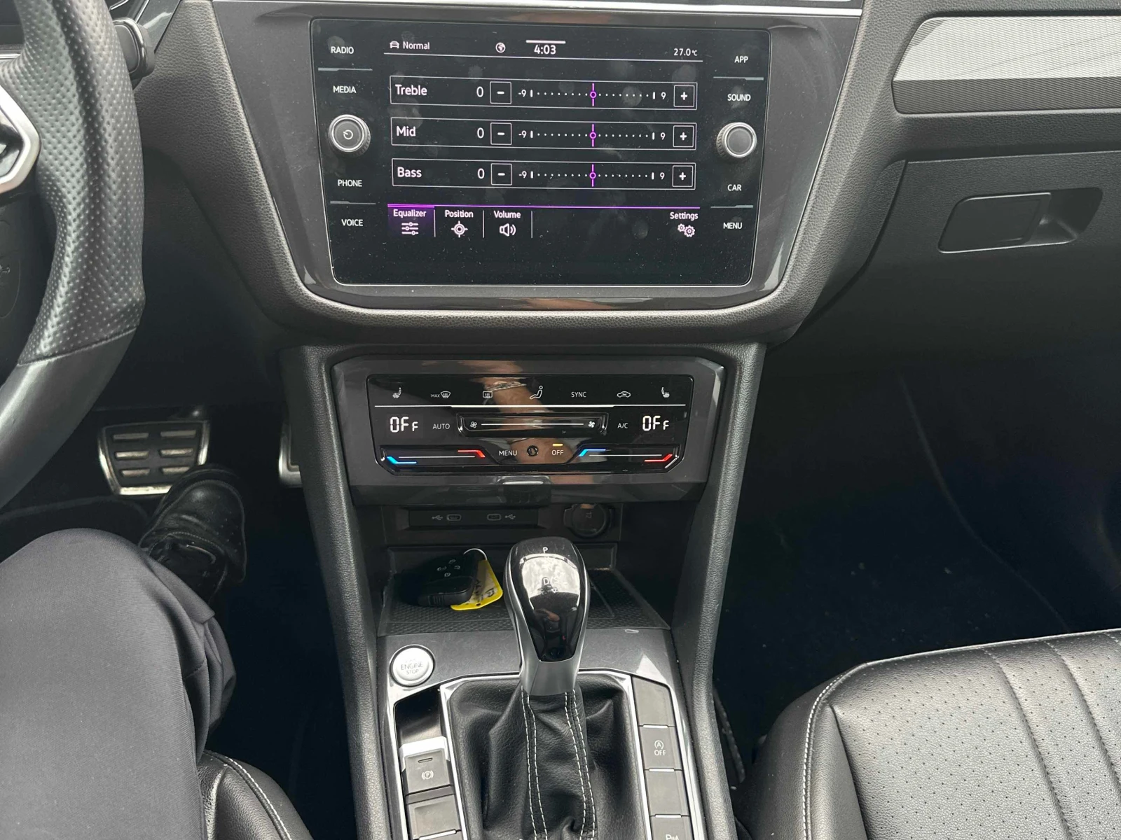 VW Tiguan * Comfortline R Line Black Edition * CARFAX * , снимка 9 - Автомобили и джипове - 56106186