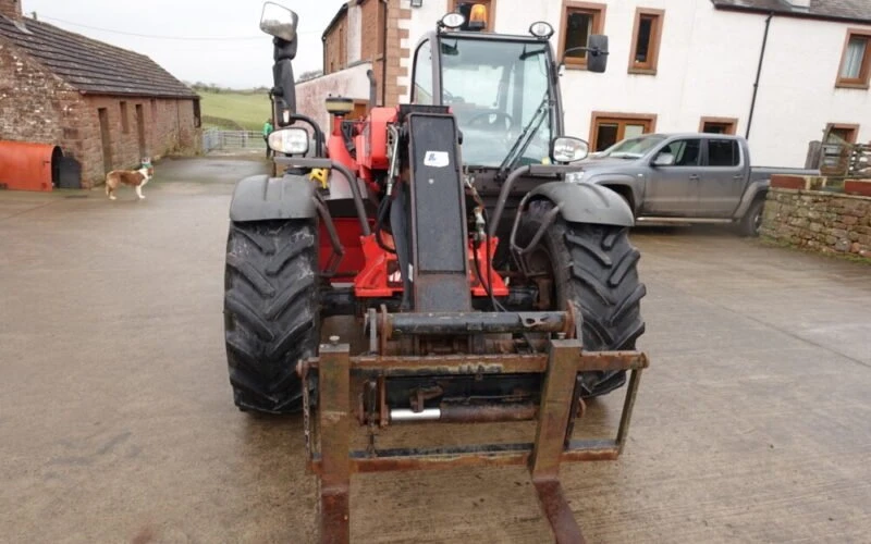 Телескопичен товарач Manitou MLT 627T - изображение 4