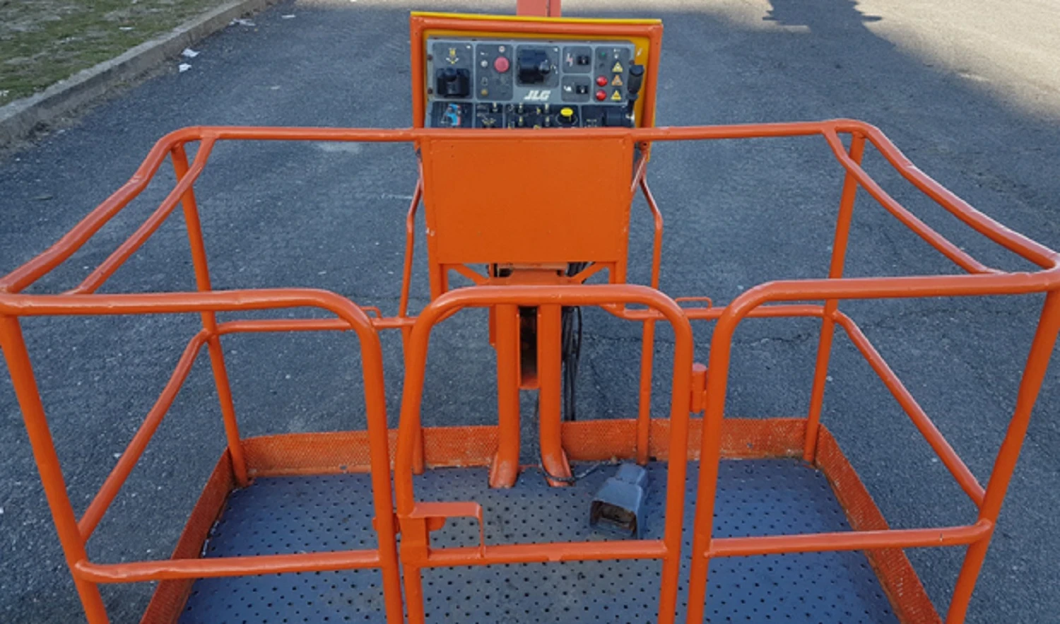 Автовишка Друга марка JLG 120HX  4х4х4, снимка 3 - Индустриална техника - 53708381