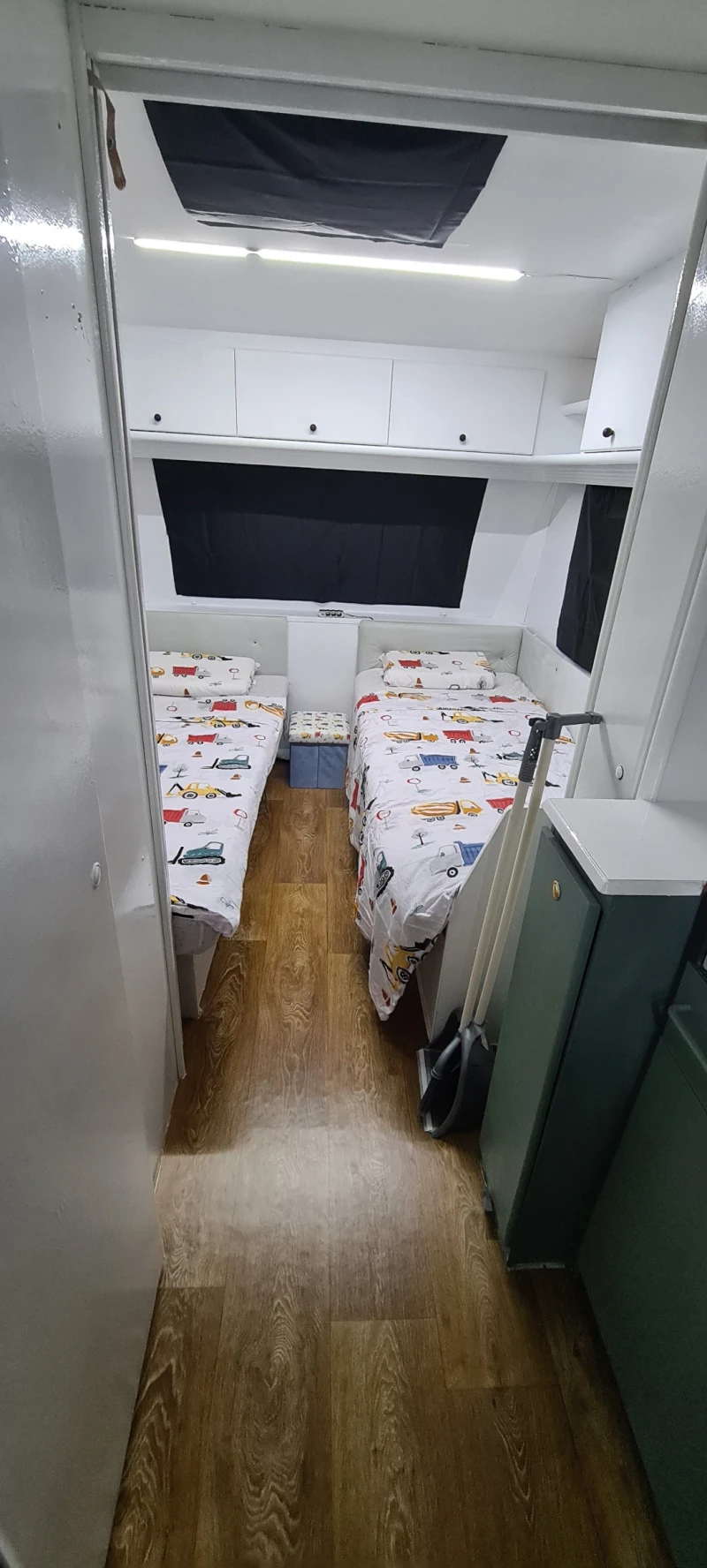 Каравана Dethleffs RM 5, снимка 2 - Каравани и кемпери - 52071317